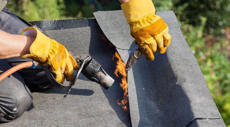Professional residential roofers in Brookfield, OH